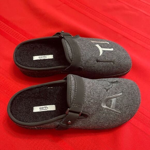 Earth Mule Womens 8M Black Grey Wool Felt Dream Renmen Ayiti Slip On Shoe - Picture 2 of 12